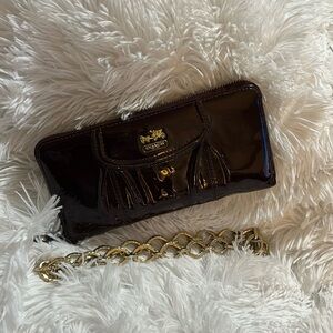 Coach wagon purple patent leather zip around wallet